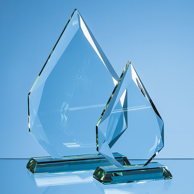 15CM x 10,5CM x 19MM JADE GLASS FACETTED DIAMOND PEAK AWARD