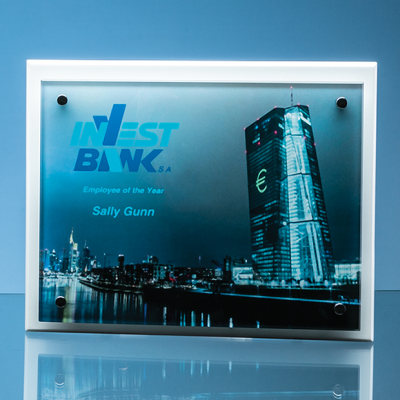 17,5CM x 22,5CM x 5MM CLEAR TRANSPARENT GLASS RECTANGULAR MOUNTED ON a 17MM THICK WHITE WOOD PLAQUE