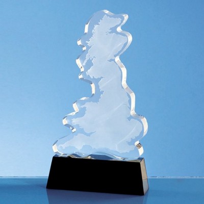 18CM OPTICAL CRYSTAL UK SILHOUETTE AWARD ON AN ONYX BLACK BASE