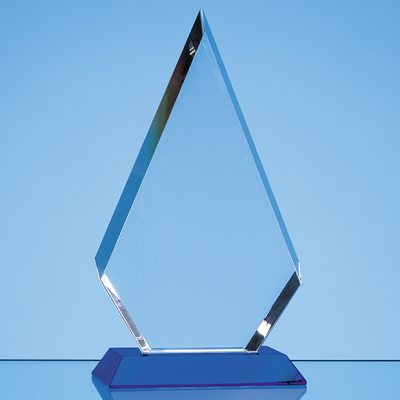 20,5CM OPTICAL CRYSTAL FACET DIAMOND AWARD ON a SAPPHIRE BLUE BASE