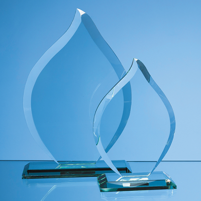 22,5CM x 15,5CM x 12MM JADE GLASS FLAME AWARD