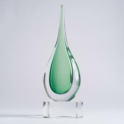 EMERALD TEARDROP ON BASE AWARD