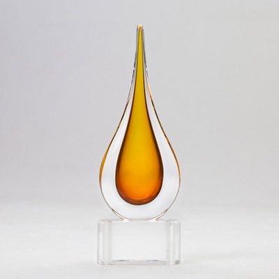 GOLD TEARDROP ON BASE AWARD