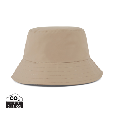 VINGA BALTIMORE AWARE™ RECYCLED PET BUCKET HAT in Greige