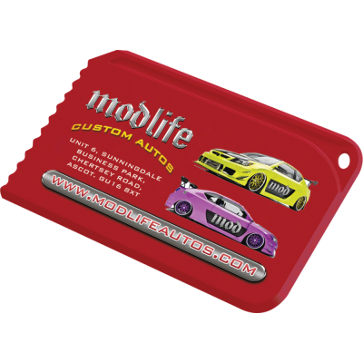 RECYCLED SNAP CREDIT CARD ICE SCRAPER RED