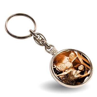 SILVER COLOUR METAL KEYRING