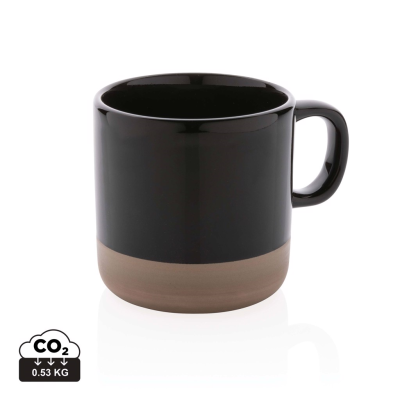 GLAZED CERAMIC POTTERY MUG 360ML in Black