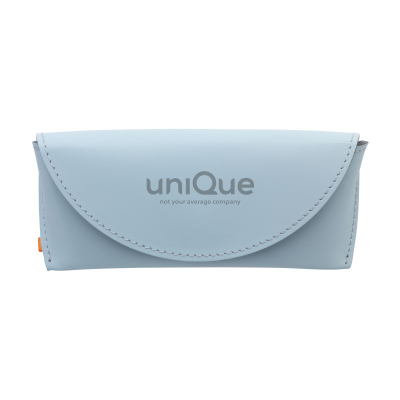 BONDED LEATHER SUNGLASSES POUCH in Light Blue
