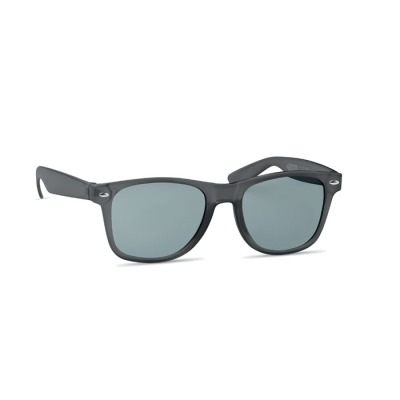 SUNGLASSES in Rpet in Transparent Grey
